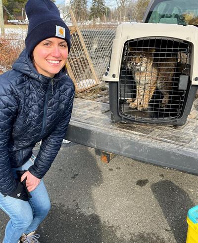 Gillian_Carroll_and_Bobcat