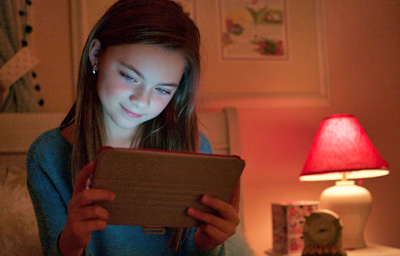 girl-on-bed