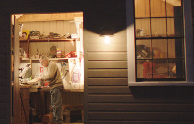 shed-at-night