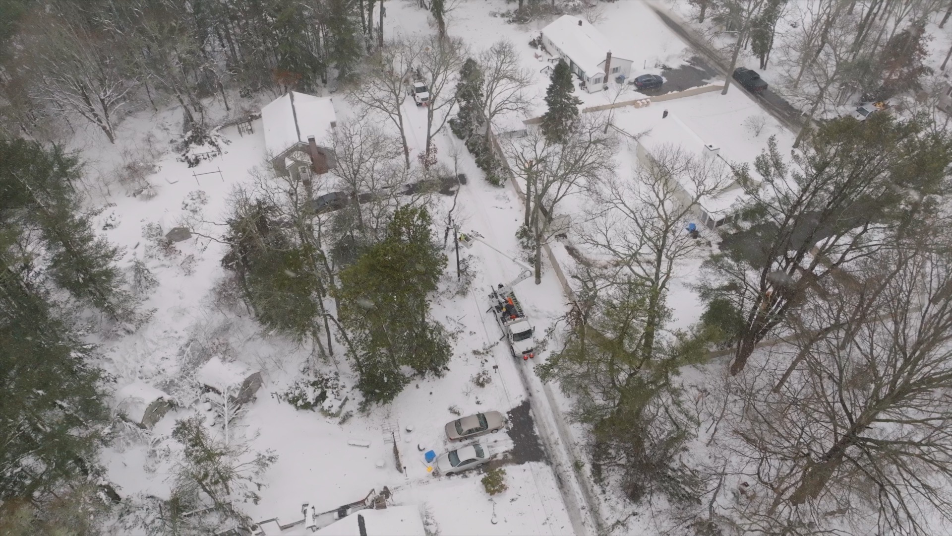 Crews restore power in Falmouth